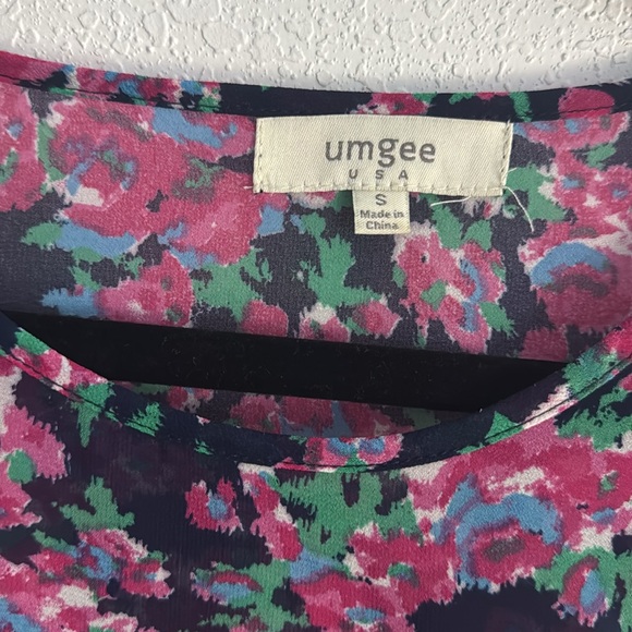 Umgee Sheer Mix Color Top - Picture 2 of 4